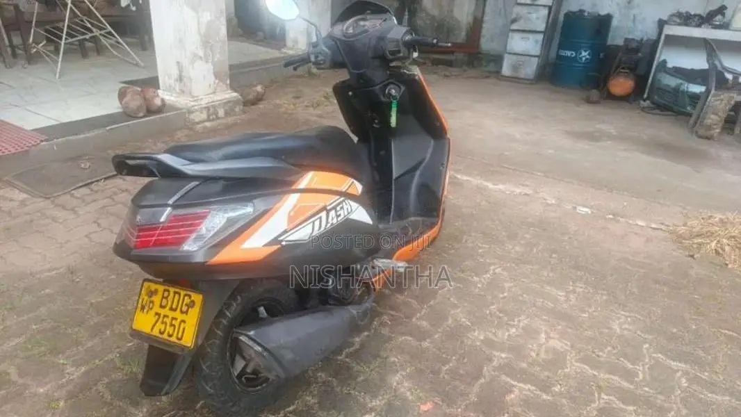 Hero Dash 2016 Motorbike (Used)