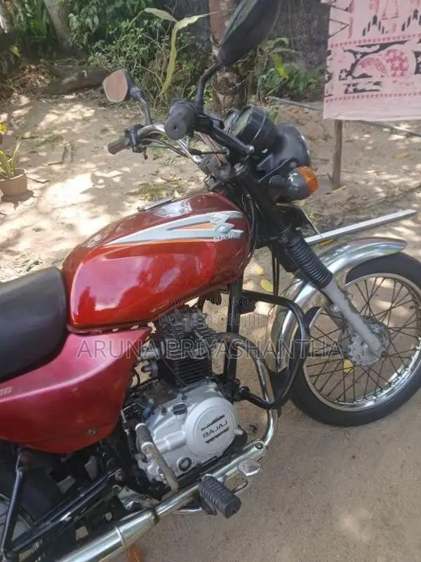 Bajaj Boxer 2018 Motorbike (Used)