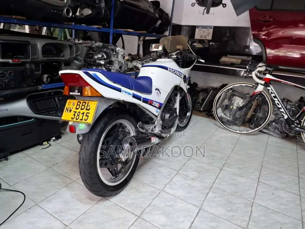 Honda VT250F JAPAN 2014 Motorbike (Used)