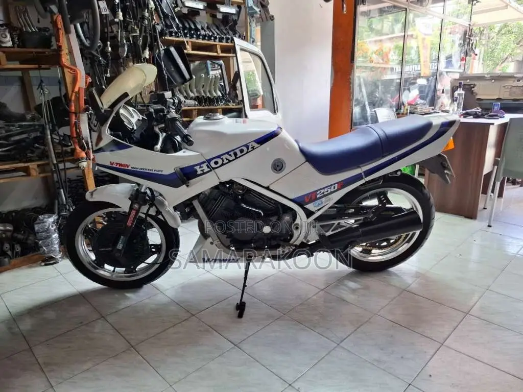Honda VT250F JAPAN 2014 Motorbike (Used)
