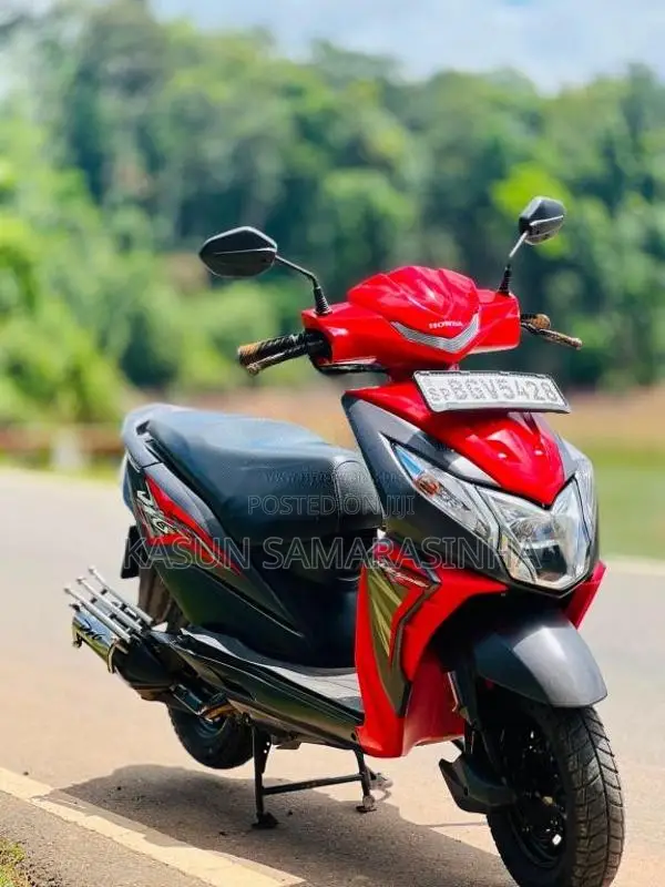 Honda Dio 2018 Motorbike (Used)