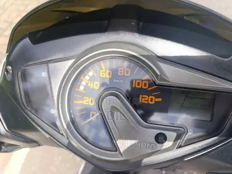 Hero Dash VX 2017 Motorbike (Used)