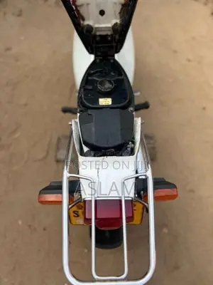 Honda CHALY CUSTOM 2003 Motorbike (Used)