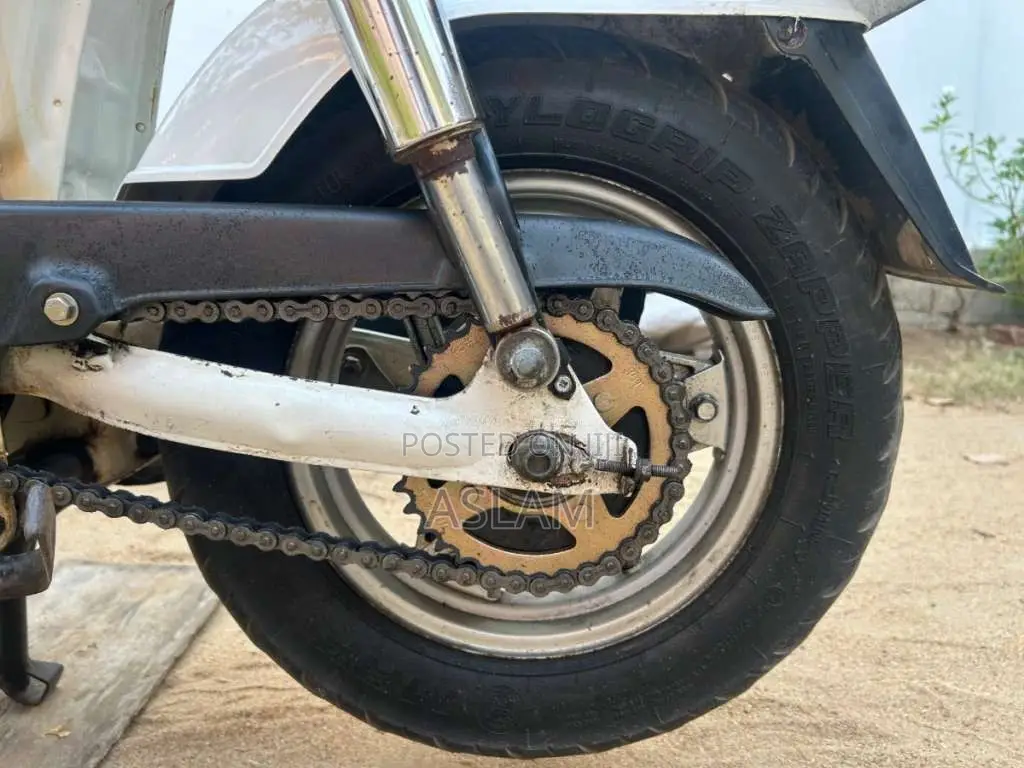 Honda CHALY CUSTOM 2003 Motorbike (Used)