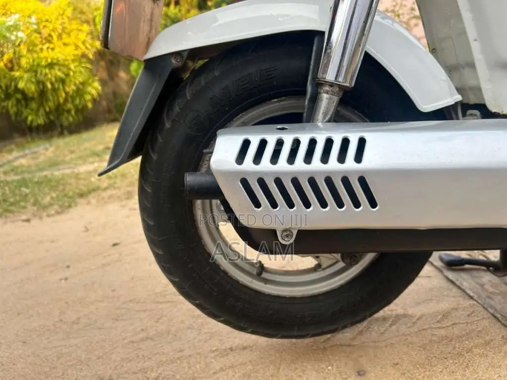 Honda CHALY CUSTOM 2003 Motorbike (Used)