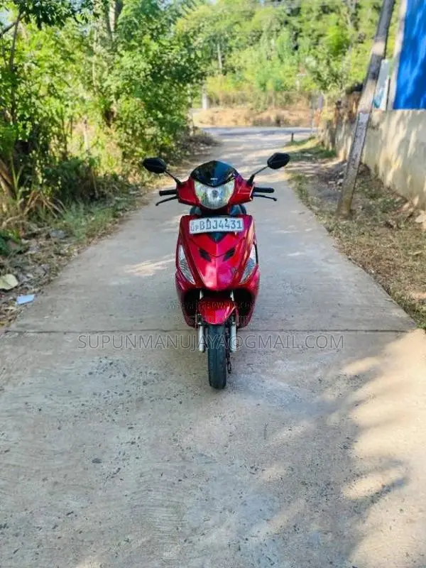 Hero Dash 2015 Motorbike (Used)