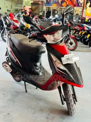 TVS Scooty Streak 2014 Motorbike (Used)