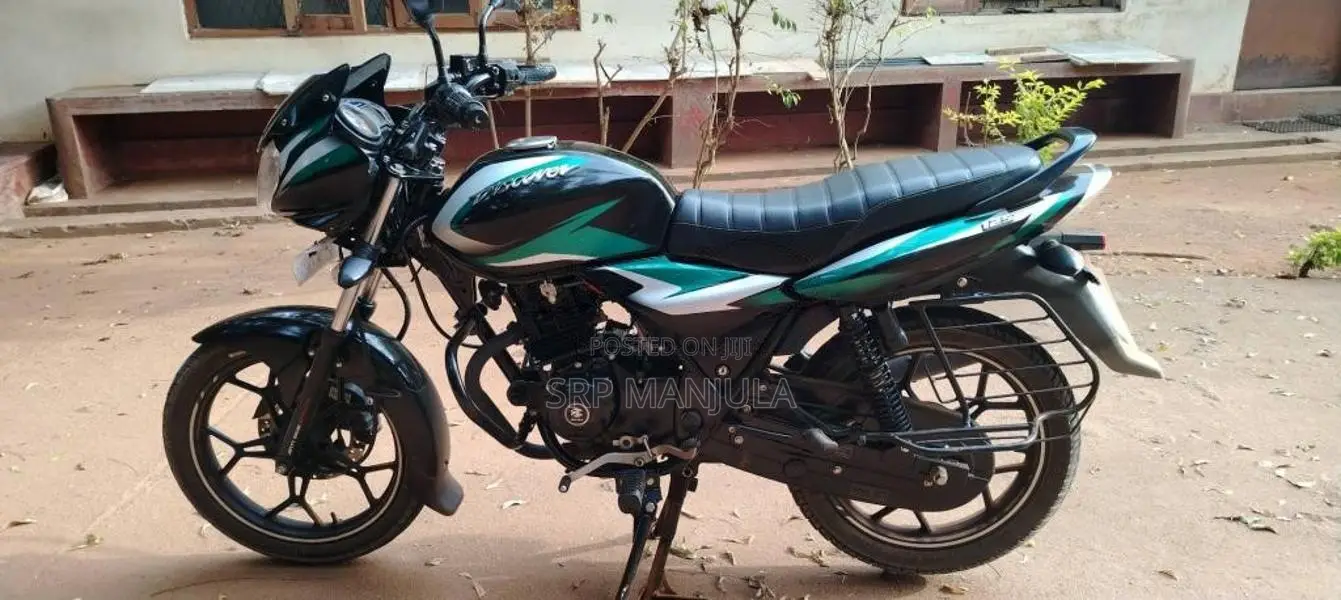 Bajaj Discover 2025 Motorbike (Used)