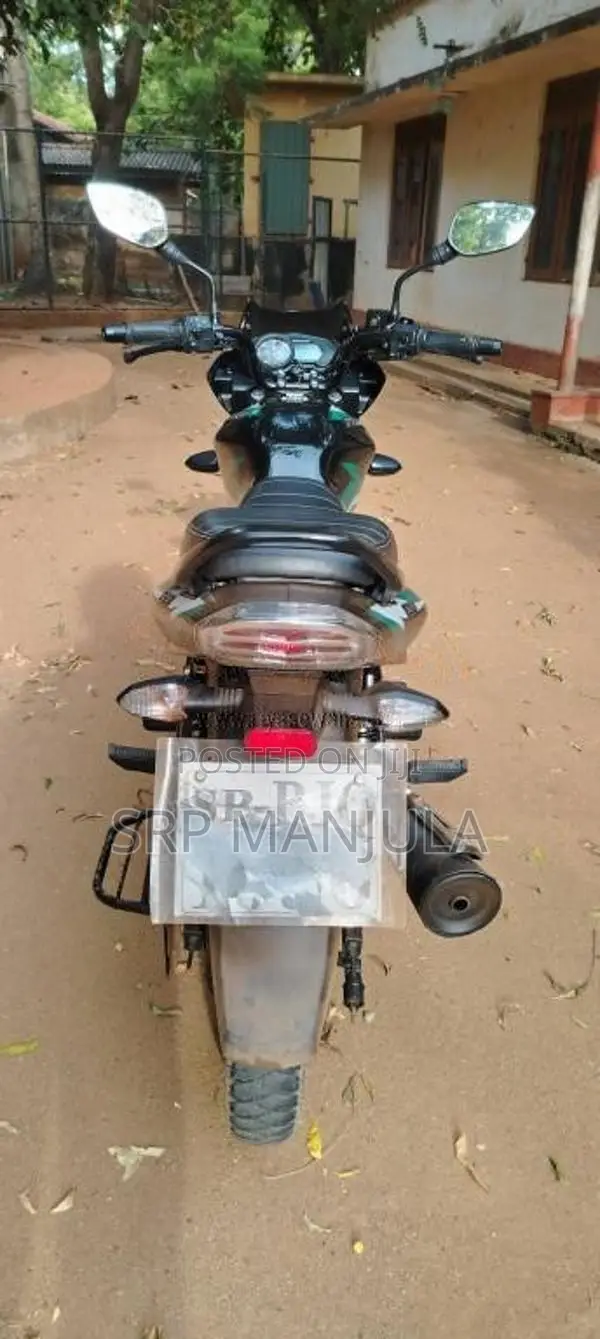 Bajaj Discover 2025 Motorbike (Used)