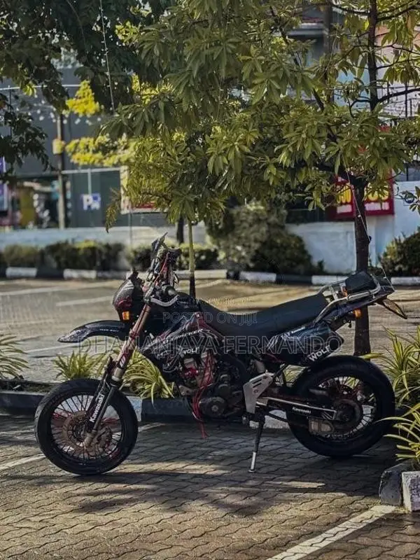 Kawasaki D Tracker 2015 Motorbike (Used)