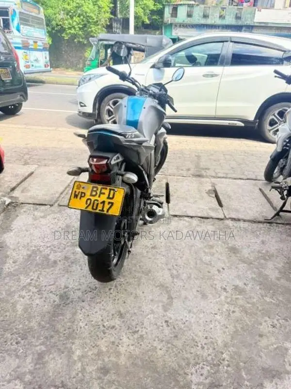 Yamaha FZ-S Version 2.0 2017 Motorbike (Used)