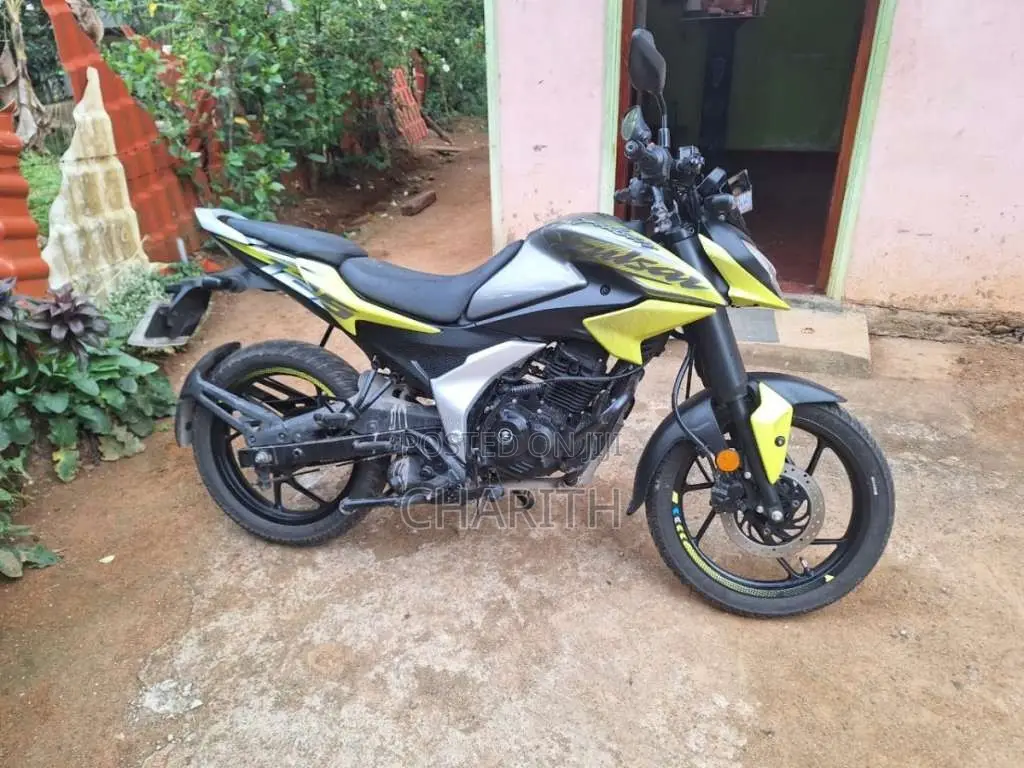 Bajaj Pulsar 2025 motorcycle (Used)