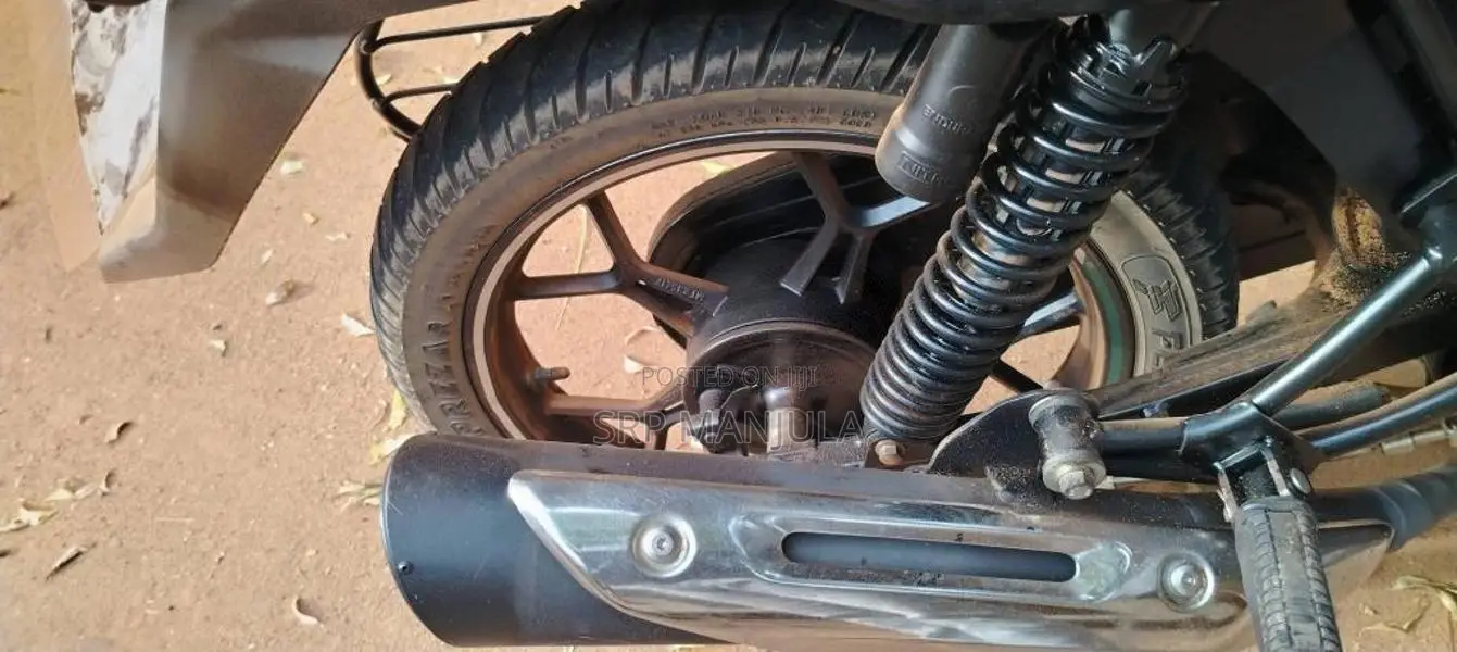 Bajaj Discover 2025 Motorbike (Used)
