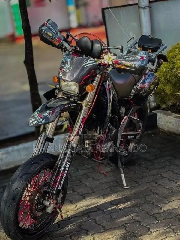 Kawasaki D Tracker 2015 Motorbike (Used)