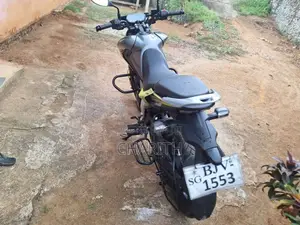 Bajaj Pulsar 2025 motorcycle (Used)