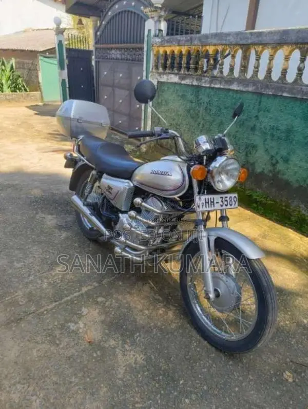 Honda CM Custom 2002 Motorbike (Used)