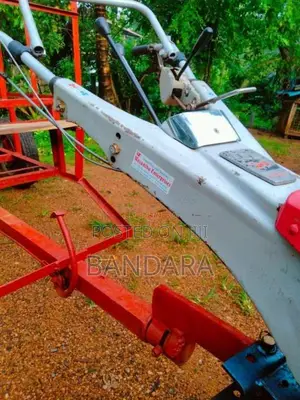Kubota K700 2012 Tractor (Used)