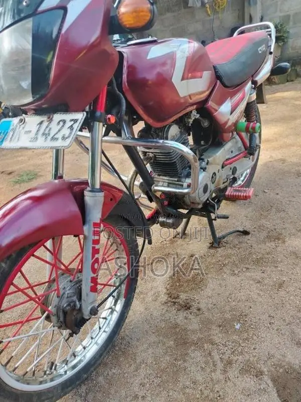 Bajaj CT-100 2006 Motorbike (Used)
