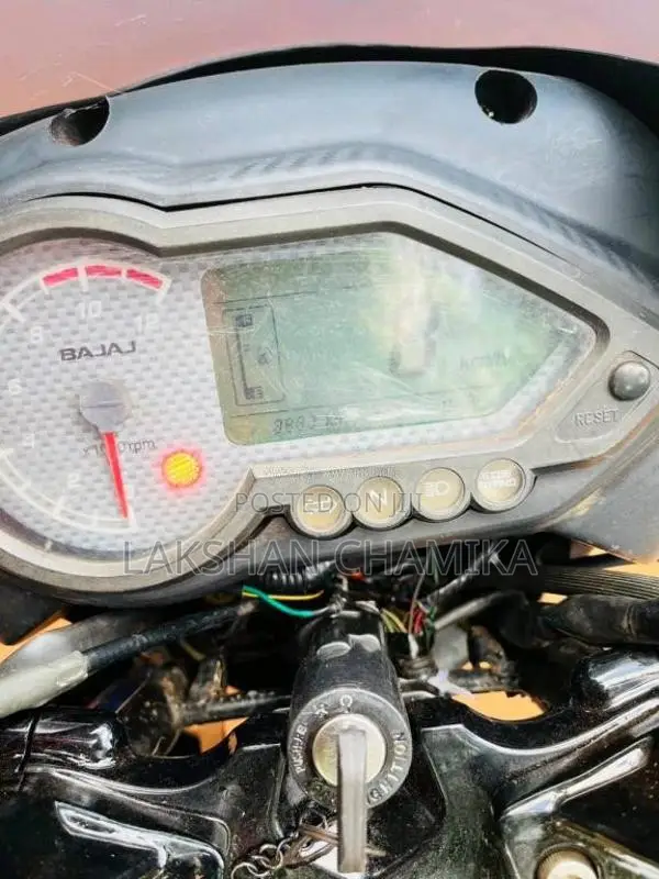 Bajaj Pulsar 150 2010 Motorbike (Used)