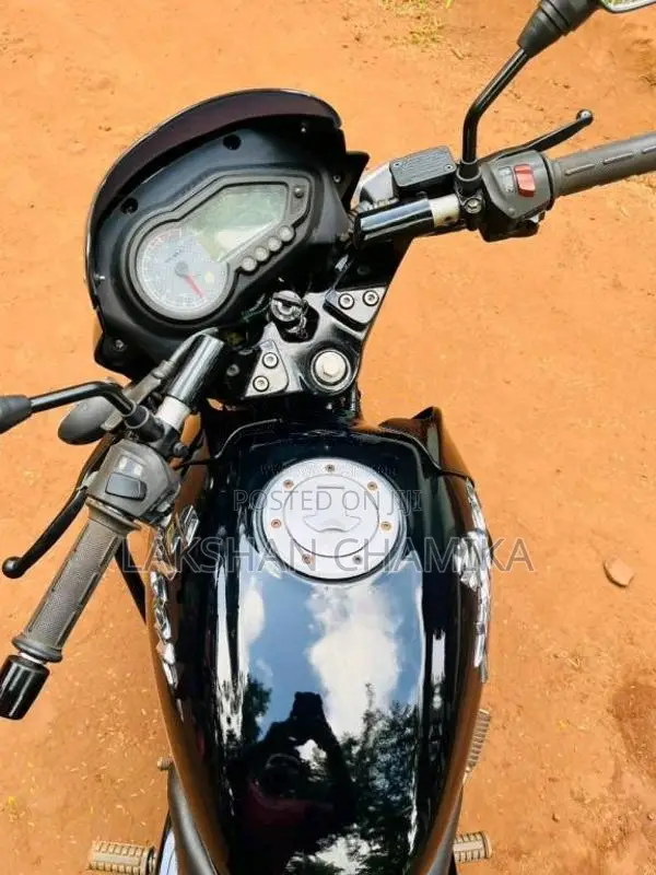 Bajaj Pulsar 150 2010 Motorbike (Used)