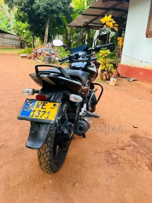 Bajaj Pulsar 150 2010 Motorbike (Used)