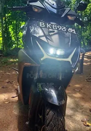 Hero Xoom 2025 Motorbike (Used)