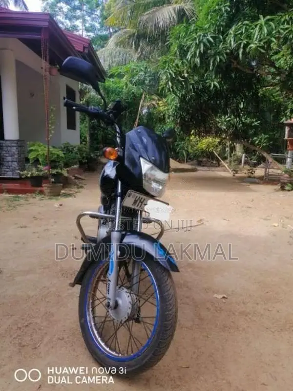 Bajaj CT-100 2011 Motorbike (Used)