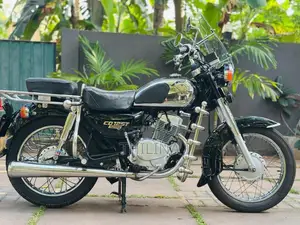 Honda Cd 125 Benly 1998 Motorbike (Used)