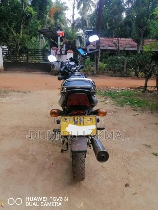 Bajaj CT-100 2011 Motorbike (Used)