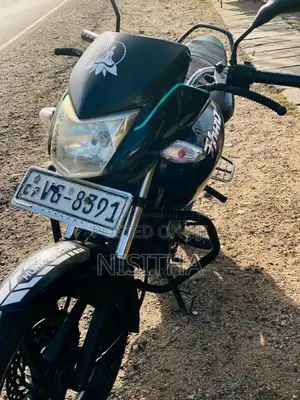 Hero-Honda Hunk 2010 Motorbike (Used)