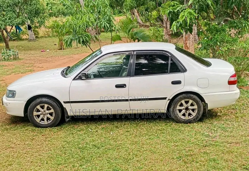 Toyota 110 2000 Car (Used)
