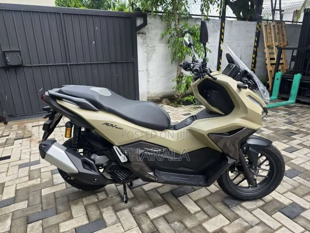 Honda Adv 160 Road Sync 2026 Motorbike Brand New