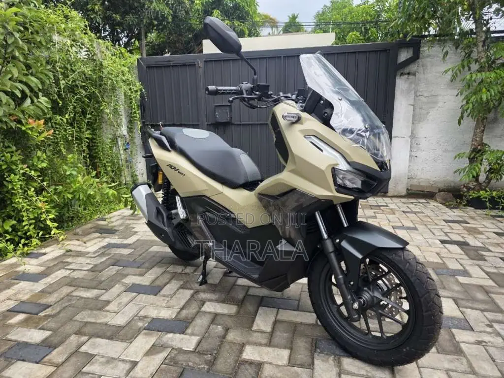 Honda Adv 160 Road Sync 2026 Motorbike Brand New