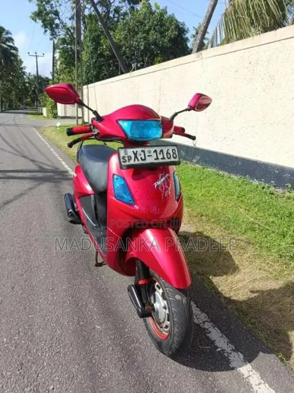 Hero-Honda Pleasure 2012 Motorbike (Used)