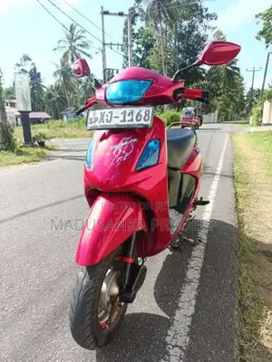 Hero-Honda Pleasure 2012 Motorbike (Used)