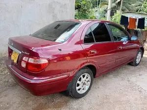 Nissan N16 2000 Car (Used)