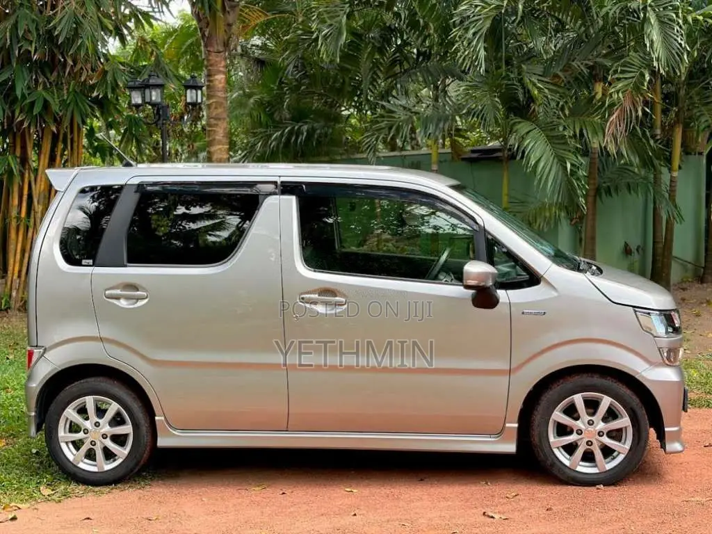 Suzuki Wagon R FZ 2017 Car (Used)