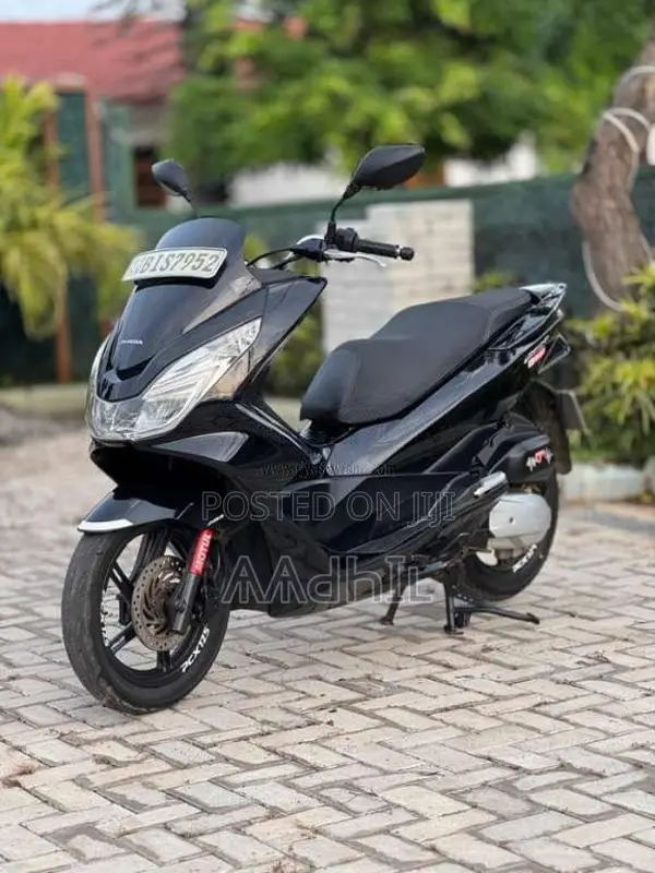 Honda Pcx 2017 Motorbike (Used)