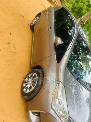 Toyota Vitz 2017 Car (Used)