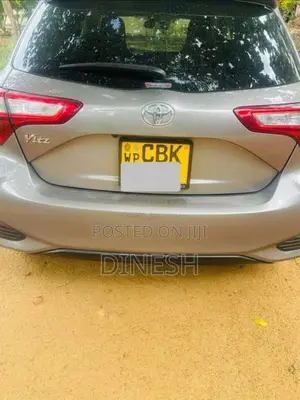 Toyota Vitz 2017 Car (Used)
