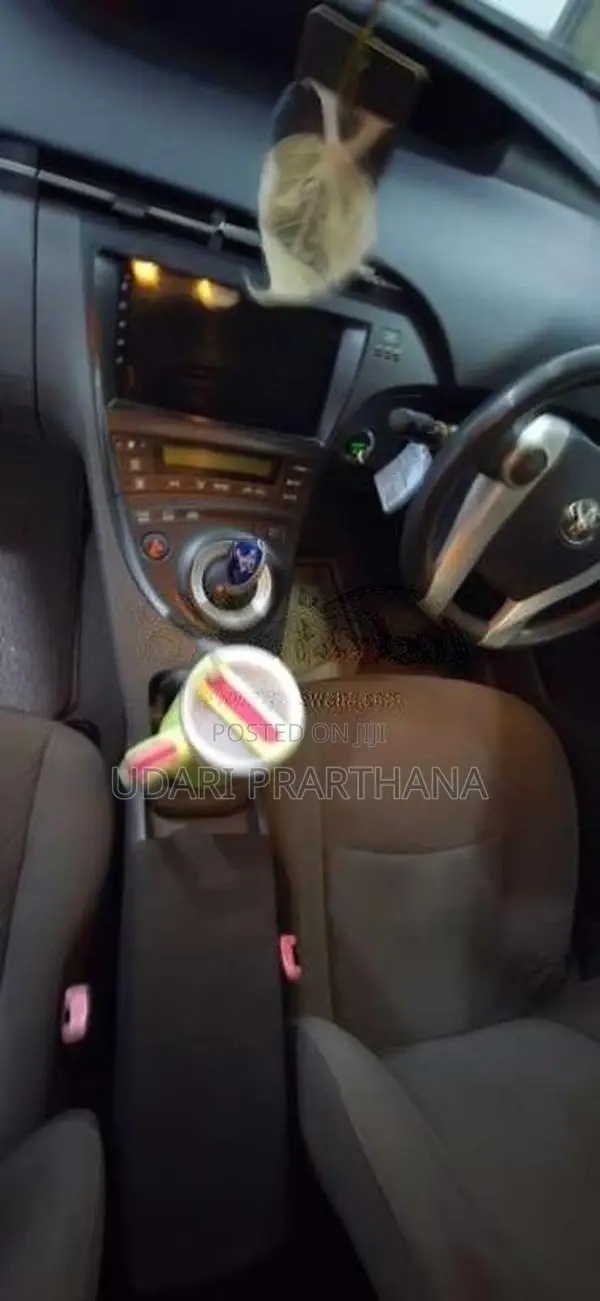 Toyota Prius 2011 Car (Used)