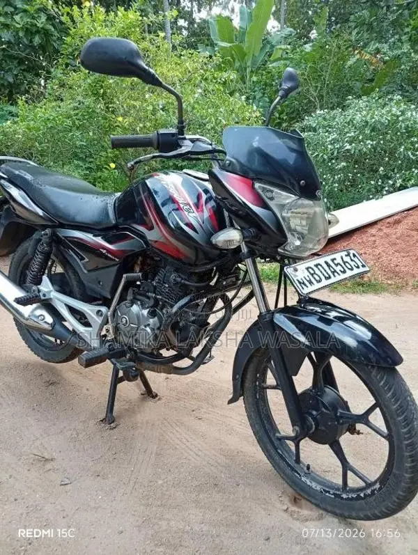 Bajaj Discover 2015 Motorbike (Used)