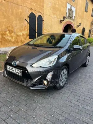 Toyota Aqua Urban 2016 Car (Used)