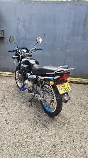 Bajaj CT-100 2011 Motorbike (Used)