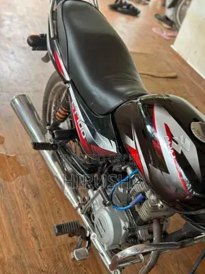 Bajaj CT-100 2014 Motorbike (Used)