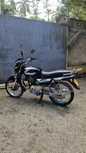Bajaj CT-100 2011 Motorbike (Used)