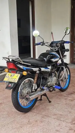 Bajaj CT-100 2011 Motorbike (Used)