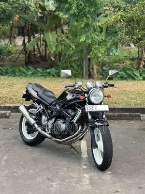 Suzuki Bandit 1998 Motorbike (Used)