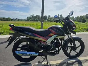 Mahindra Centuro 2017 Motorbike (Used)