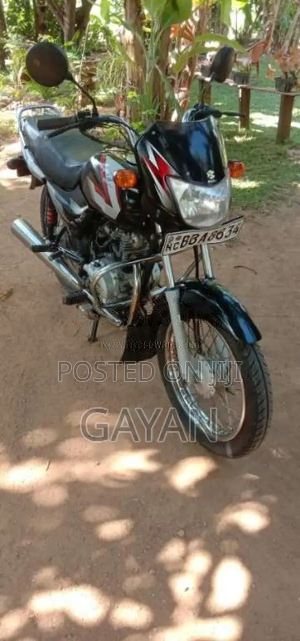 Bajaj CT-100 2014 Motorbike (Used)